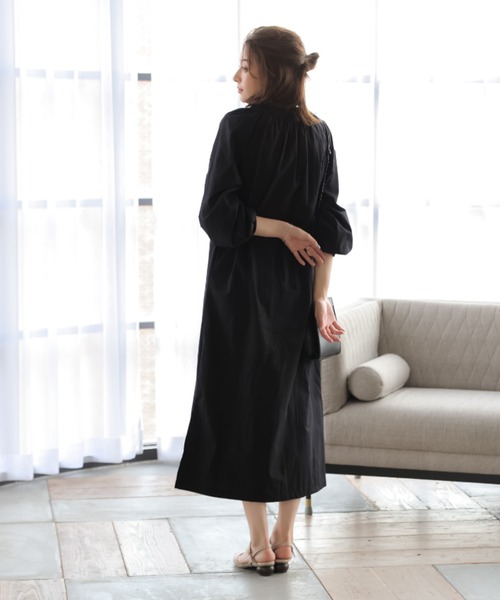 VIVIAN（ヴィヴィアン）の「ポインテッドトゥウッド柄ラウンドヒールストラップパンプス（パンプス・レディース・ブラック/ストーン/オリーブ×ブラック/ベージュ・LL/S/M/L）」の9枚目の写真