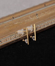 ジルコニアスティックピアス