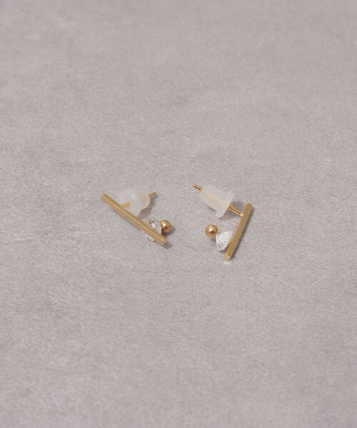 fredy emue（フレディエミュ）の「ジルコニアスティックピアス（ピアス（両耳用）・レディース・シルバー/ゴールド・FREE）」の6枚目の写真