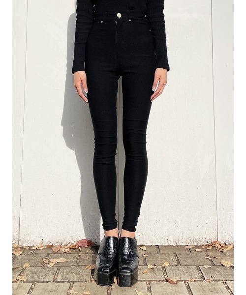 ENVYM(アンビー)の「カラージェギンス(その他パンツ・レディース・ブラック・S/M)」の4枚目の写真