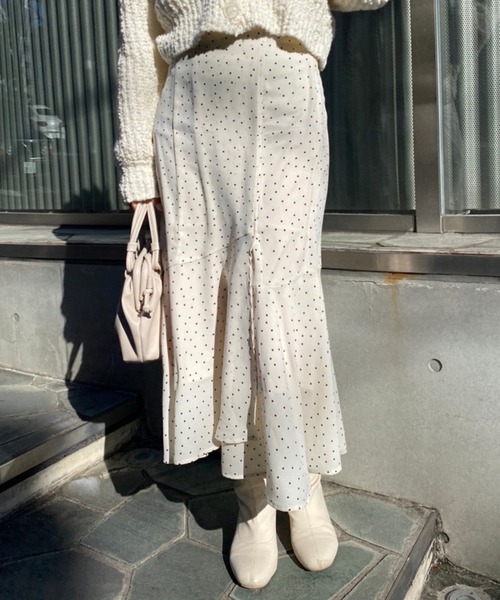 one after another NICE CLAUP（ワンアフターアナザーナイスクラップ）の「Sサイズあり　バックレースアップマーメイドスカート（スカート・レディース・ブラック/モカ/ライトベージュ/ドット/パープル系その他・SMALL/MEDIUM）」の20枚目の写真