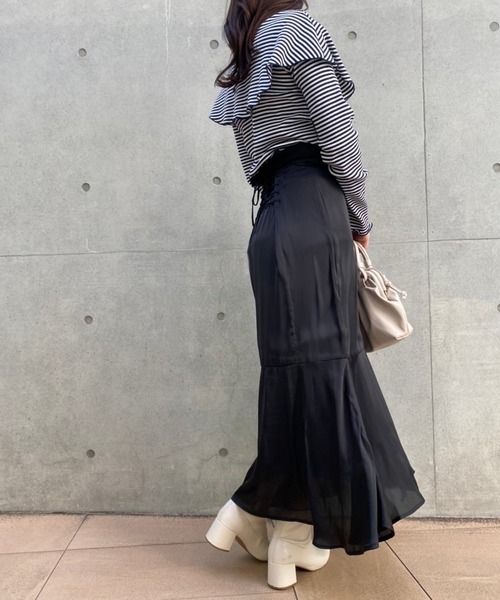 one after another NICE CLAUP（ワンアフターアナザーナイスクラップ）の「Sサイズあり　バックレースアップマーメイドスカート（スカート・レディース・ブラック/モカ/ライトベージュ/ドット/パープル系その他・SMALL/MEDIUM）」の7枚目の写真