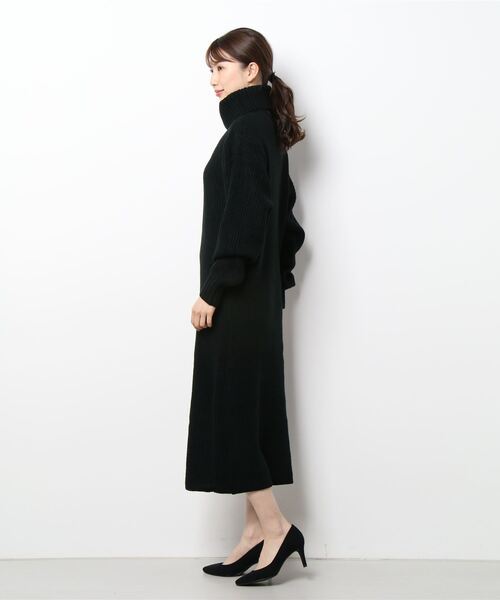 ACYM（アシーム）の「Turtle neck long knit ワンピース（ワンピース・レディース・ブラック/ベージュ・FREE）」の14枚目の写真