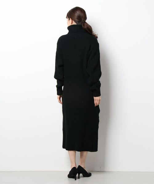 ACYM（アシーム）の「Turtle neck long knit ワンピース（ワンピース・レディース・ブラック/ベージュ・FREE）」の15枚目の写真