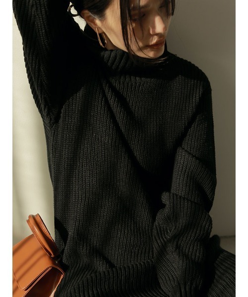 ACYM（アシーム）の「Turtle neck long knit ワンピース（ワンピース・レディース・ブラック/ベージュ・FREE）」の16枚目の写真