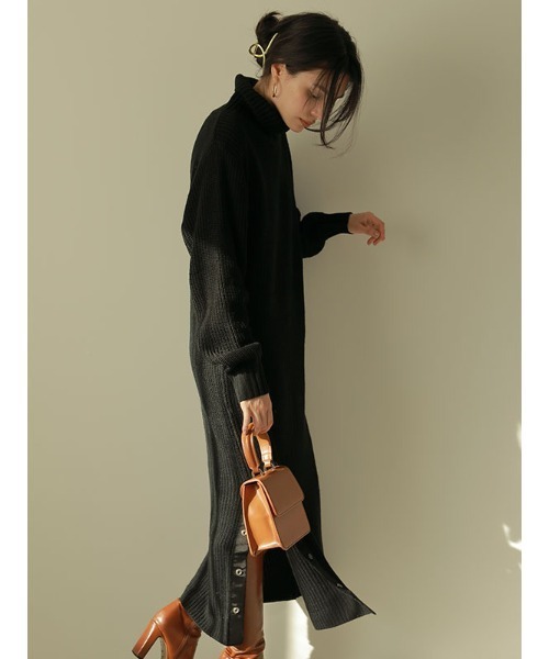 ACYM（アシーム）の「Turtle neck long knit ワンピース（ワンピース・レディース・ブラック/ベージュ・FREE）」の4枚目の写真