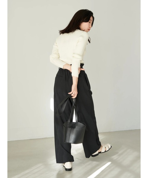 earth music&ecology（アースミュージックアンドエコロジー）の「ペーパーバックパンツ（ツイル）*（その他パンツ・レディース・ブラック/ライトグリーン/グレイッシュベージュ・FREE）」の9枚目の写真