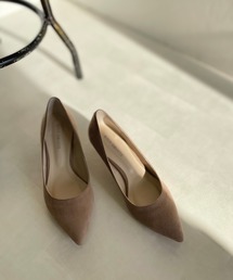キレイなフォルムで上品な印象に/ポインテッドパンプス
