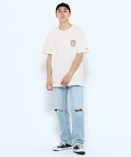 tommy jeans（トミー ジーンズ）の「サーキュラーロゴグラフィックTシャツ（Tシャツ/カットソー・メンズ・ホワイト/ネイビー・SMALL/MEDIUM/LARGE/X-LARGE）」の4枚目の写真