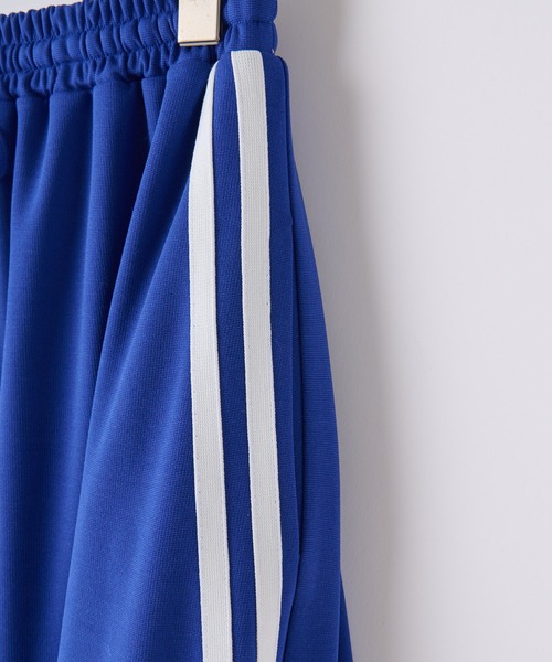 CIAOPANIC（チャオパニック）の「サイドラインスリットフレアスカ―ト（スカート・レディース・ブラック/カーキ/ブルー・SMALL/MEDIUM）」の12枚目の写真