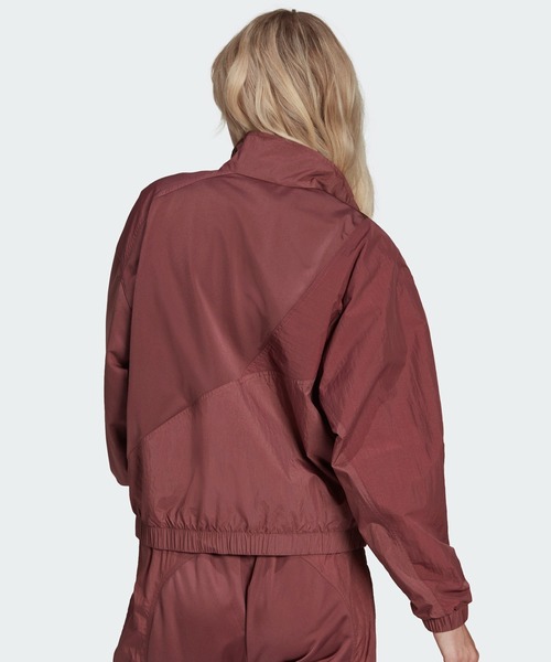 adidas（アディダス）の「アディカラー スプリット トレフォイル トラックジャケット / アディダスオリジナルス（ナイロンジャケット・レディース・ブラック/ブラウン/オフホワイト・MEDIUM/SMALL/X-SMALL/LARGE/X-LARGE/XX-LARGE）」の12枚目の写真