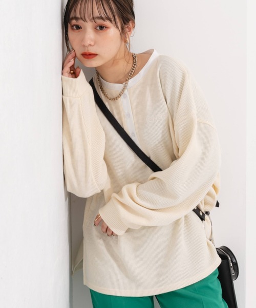 nemne store(ネンネストア)の「ワンポイント刺繍サーマルロンT(Tシャツ/カットソー・レディース・ベージュ/オレンジ/ブルー/アイボリー・フリー)」の3枚目の写真