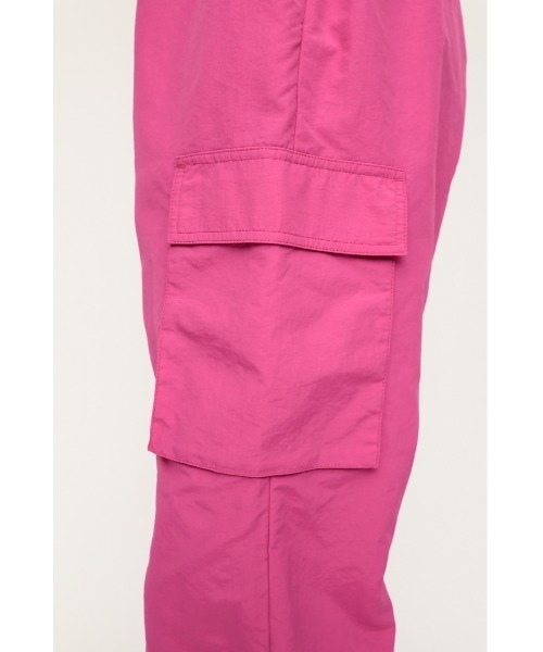 SLY（スライ）の「NYLON JOGGER PT ナイロン ジョガー パンツ（スラックス・レディース・ブラック/ピンク・1/2）」の6枚目の写真