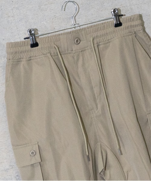 JOHN'S CLOSET（ジョンズクローゼット）の「【13】サルエルカーゴパンツ（カーゴパンツ・メンズ・ブラック/ベージュ/カーキ・MEDIUM/LARGE）」の7枚目の写真