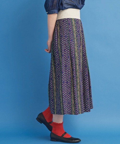 Malle（マル）の「malle 20ビエラ小花ストライプ タックスカート（スカート・レディース・ダークブラウン/ネイビー・FREE）」の11枚目の写真