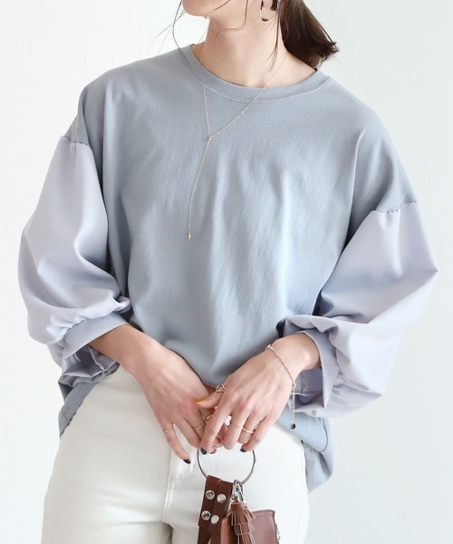 reca(レカ)の「異素材ドッキングボリュームスリーブカットソー(Tシャツ/カットソー・レディース・グレイッシュブルー/ベージュ/ブラック・FREE)」の3枚目の写真
