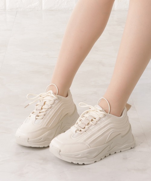 Lace Ladies（レースレディース）の「厚底レースアップミドルカットスニーカー（スニーカー・レディース・ブラック/アイボリー・22.5/24.5/24/23.5/25/23）」の11枚目の写真