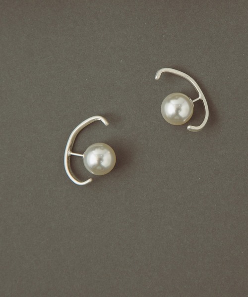 COLOR TOKYO ACCESSORIES（カラートウキョウアクセサリー）の「パールバックキャッチカーブピアス（ピアス（両耳用）・レディース・シルバー/ゴールド・FREE）」の20枚目の写真