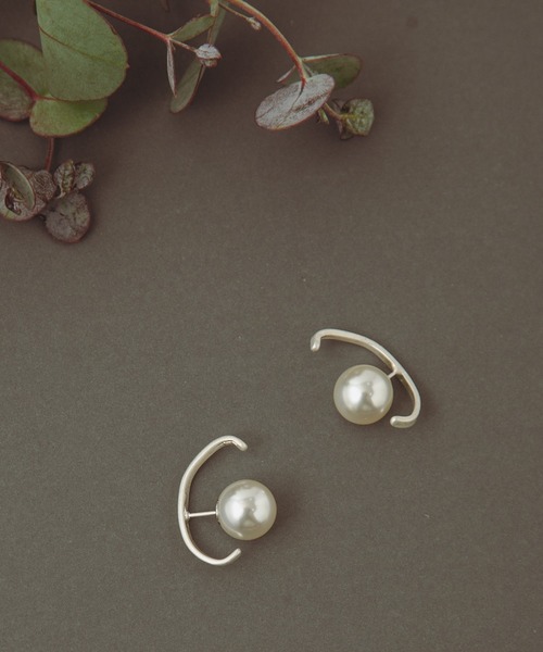 COLOR TOKYO ACCESSORIES（カラートウキョウアクセサリー）の「パールバックキャッチカーブピアス（ピアス（両耳用）・レディース・シルバー/ゴールド・FREE）」の21枚目の写真