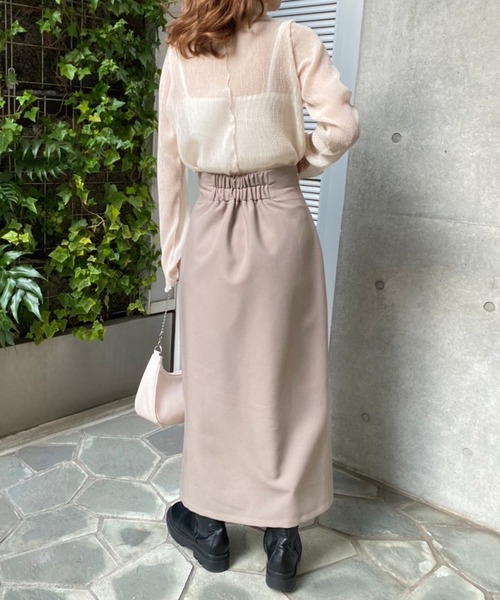 one after another NICE CLAUP(ワンアフターアナザーナイスクラップ)の「ベルスリーブプリーツトップス(Tシャツ/カットソー・レディース・ブラック/ベージュ/アイボリー・FREE)」の5枚目の写真