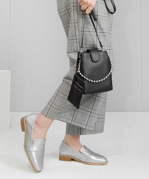 minia(ミニア)の「スタッズローファー/かかとが踏めるバブーシュ ◇(ローファー・レディース・ブラック/ベージュ/シルバー・LL/S/M/L)」の14枚目の写真