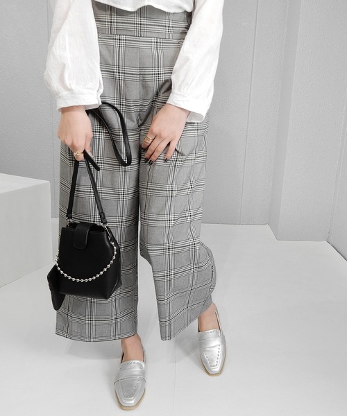 minia(ミニア)の「スタッズローファー/かかとが踏めるバブーシュ ◇(ローファー・レディース・ブラック/ベージュ/シルバー・LL/S/M/L)」の11枚目の写真