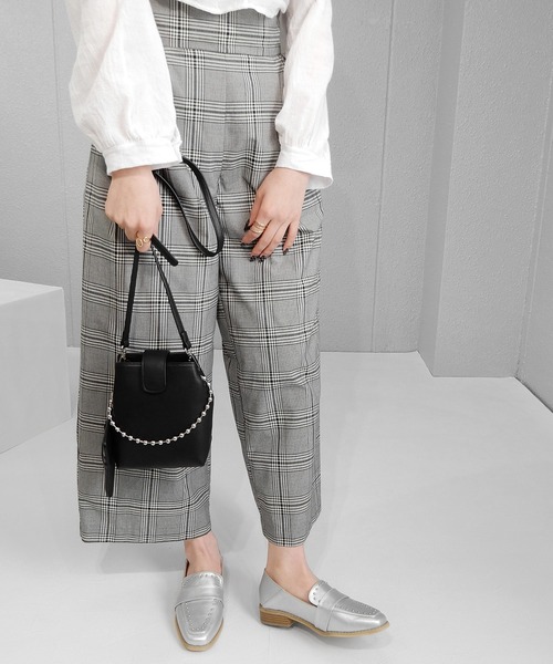 minia(ミニア)の「スタッズローファー/かかとが踏めるバブーシュ ◇(ローファー・レディース・ブラック/ベージュ/シルバー・LL/S/M/L)」の17枚目の写真