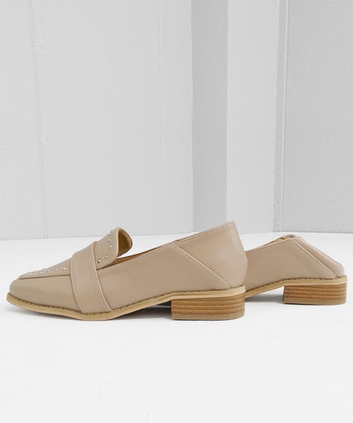 minia(ミニア)の「スタッズローファー/かかとが踏めるバブーシュ ◇(ローファー・レディース・ブラック/ベージュ/シルバー・LL/S/M/L)」の6枚目の写真