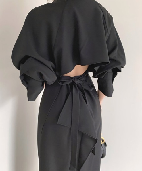 Dita Muaj.（ディータムアージュ）の「バックスリットリボンデザインワンピース（ワンピース・レディース・ベージュ/ブラック・FREE）」の2枚目の写真