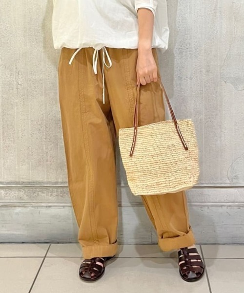 BEARDSLEY(ビアズリー)の「ワイドイージーパンツ(その他パンツ・レディース・カーキ/キャメル・FREE)」の1枚目の写真