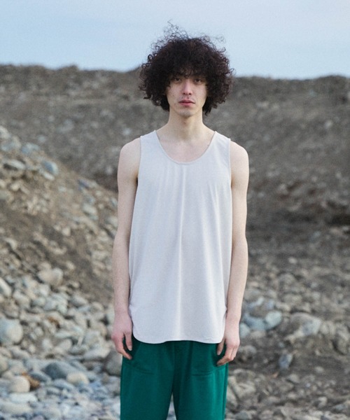 Iroquois(イロコイ)の「LONG T/T(タンクトップ・メンズ・ホワイト/ブラック/ベージュ/ブラウン・1/2/3)」の9枚目の写真