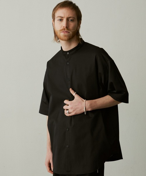 UNSELDs（アンセルズ）の「【UNSELDs アンセルズ】バンドカラー ハーフスリーブシャツ（シャツ/ブラウス・メンズ・イエロー/ブラック/ダークグリーン・M/L）」の2枚目の写真