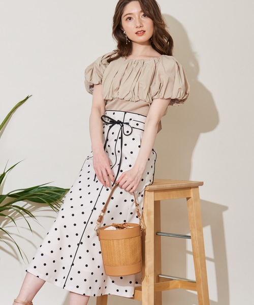 NOELA（ノエラ）の「ボリュームカラードッキングニット（ニット/セーター・レディース・ブラック/ベージュ/オフホワイト・フリー）」の11枚目の写真