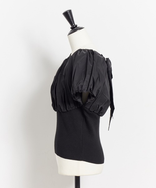 NOELA（ノエラ）の「ボリュームカラードッキングニット（ニット/セーター・レディース・ブラック/ベージュ/オフホワイト・フリー）」の9枚目の写真