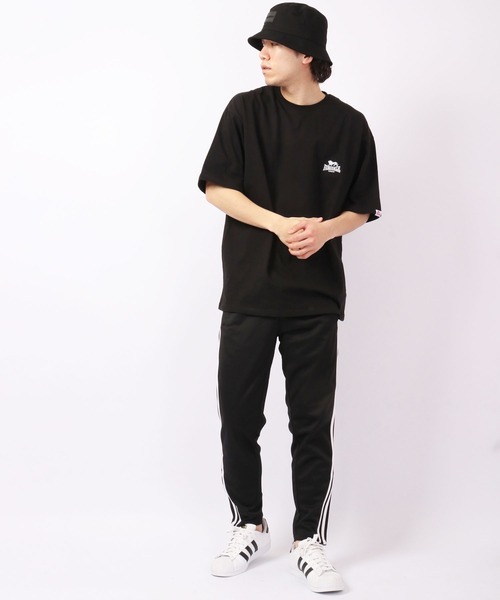 LONSDALE(ロンズデール)の「LONSDALE オーバーサイズ 天竺 コットン バックプリント 半袖 Tシャツ 男女兼用(Tシャツ/カットソー・メンズ・ホワイト/ブラック・S/M/L/LL)」の10枚目の写真