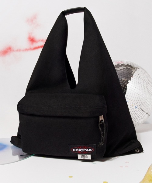 MARTIN MARGIELA(マルタンマルジェラ)の「MM6 Maison Margiela×EASTPAK/エムエム6 メゾンマルジェラ×イーストパック /TOTE(トートバッグ・メンズ・ブラック・FREE)」の1枚目の写真