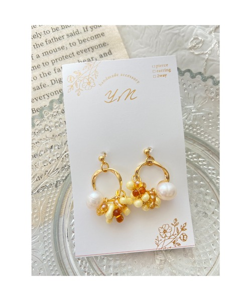 tone(トーン)の「【YM】淡水パール×チェコビーズピアス(MA)(ピアス(両耳用)・レディース・ゴールド・FREE)」の1枚目の写真