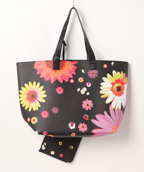 Desigual(デシグアル)の「花柄 リバーシブル マキシトートバッグ(ハンドバッグ・レディース・ブラック/ブルー・FREE)」の3枚目の写真