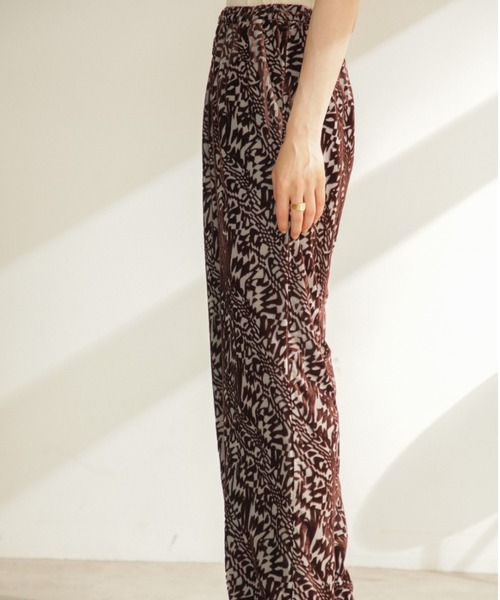 CREOLME（クレオルム）の「(CREOLME)ベロアオパールパンツ（その他パンツ・レディース・ブラウン/イエロー・ONE SIZE）」の4枚目の写真