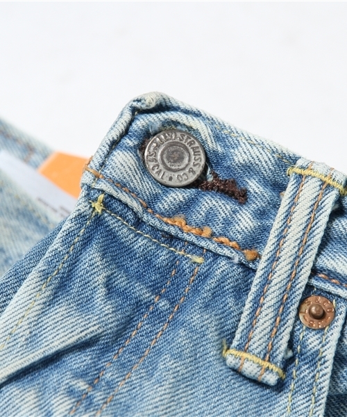 Levi's(リーバイス)の「501(R) CT カスタムテーパードジーンズ ライトインディゴブルー CONE MILLS/12.5oz(デニムパンツ・メンズ・ライトインディゴブルー・34inch/32inch/33inch/28inch/30inch/31inch/29inch)」の16枚目の写真