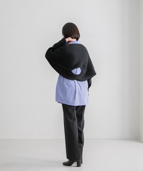 yuw（ユウ）の「ダブルクロストラウザー　123152（スラックス・レディース・ブルー/グリーン/ブラック・MEDIUM/LARGE）」の17枚目の写真