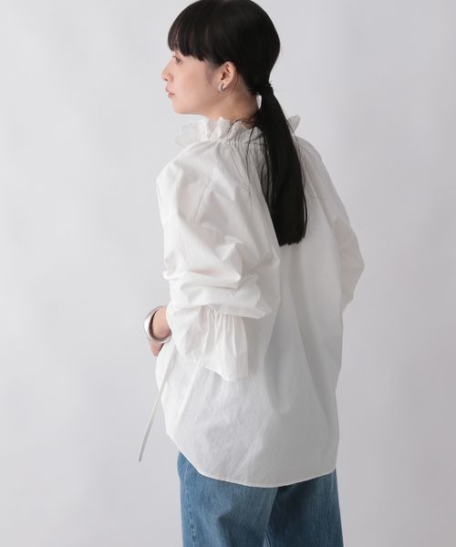 LOWRYS FARM(ローリーズファーム)の「スタンドフリルブラウス 344684(シャツ/ブラウス・レディース・ホワイト/ホワイト系その他/ブラック/イエロー・FREE)」の19枚目の写真