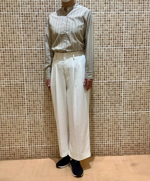 Pitta Re:)(ピッタリ)の「形態安定ノーアイロン ショートラウンドテール長袖カジュアルシャツ(シャツ/ブラウス・レディース・ブルー/ベージュ/ライトブラウン・M/L/LL)」の8枚目の写真