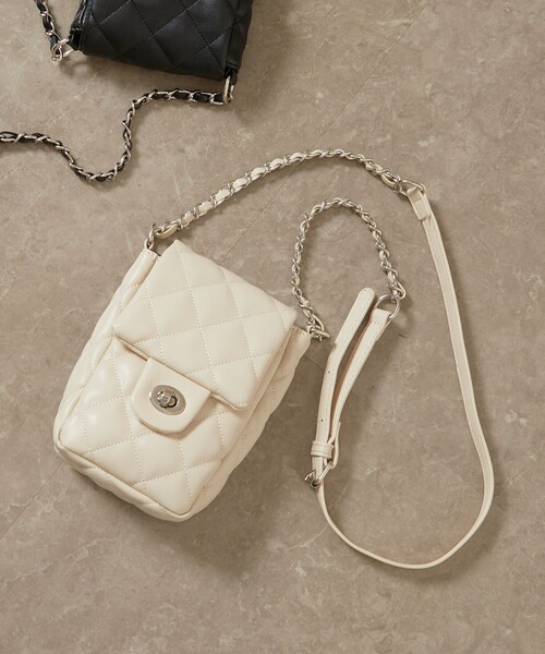 FREAK'S STORE（フリークスストア）の「【WEB限定】キルティングミニショルダーバッグ（ショルダーバッグ・レディース・ナチュラル/ブラック/グリーン/キャメル・ONE SIZE）」の3枚目の写真