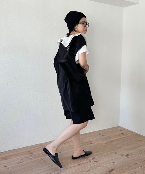 wee9s（ウィークス）の「over size satin like vest / オーバーサイズサテンライクベスト（ベスト・レディース・カーキ/ブラック・FREE）」の13枚目の写真