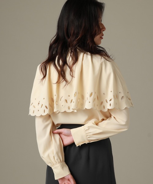 Cheek(チーク)の「オリジナル刺繍ケープブラウス(シャツ/ブラウス・レディース・カーキ/イエロー/アイボリー・MEDIUM)」の20枚目の写真
