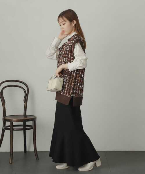 SENSE OF PLACE by URBAN RESEARCH（センスオブプレイスバイアーバンリサーチ）の「ツイードライクニットベスト（ベスト・レディース・ブラック系その他/ブラウン系その他/ブルー系その他・ONE）」の4枚目の写真