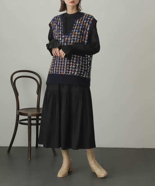 SENSE OF PLACE by URBAN RESEARCH（センスオブプレイスバイアーバンリサーチ）の「ツイードライクニットベスト（ベスト・レディース・ブラック系その他/ブラウン系その他/ブルー系その他・ONE）」の16枚目の写真