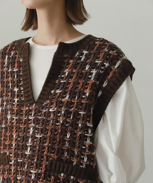 SENSE OF PLACE by URBAN RESEARCH（センスオブプレイスバイアーバンリサーチ）の「ツイードライクニットベスト（ベスト・レディース・ブラック系その他/ブラウン系その他/ブルー系その他・ONE）」の8枚目の写真