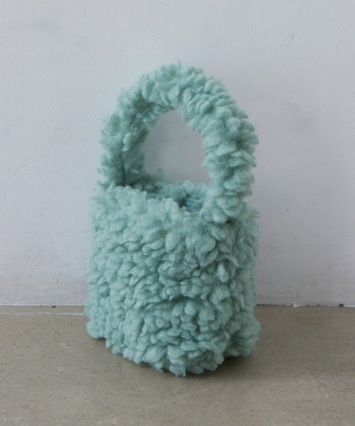 EFOLE（エフォル）の「フェイクファー　もこもこ　ミニバッグ（ハンドバッグ・レディース・パープル/イエロー/ミント/キャメル・FREE）」の6枚目の写真